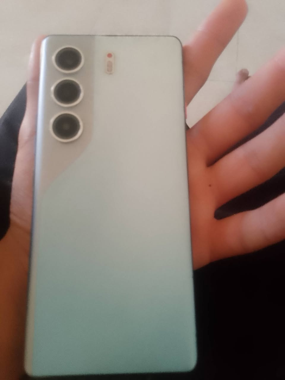 سلام عليكم وحش ألعاب القوى TECNO CAMON 40 Pro 5G ذاكرهة256 رام 12 مامفتوح معالج كلش قوي يشغل بوبجي 120 سعر 290 وبي مجال مكان ديالى بعقوبة كاطون


**إذا كنت صاحب هذا الإعلان وتريد حذفه لأي سبب، رجاءا أرسل رسالة إلى الدعم الفني**