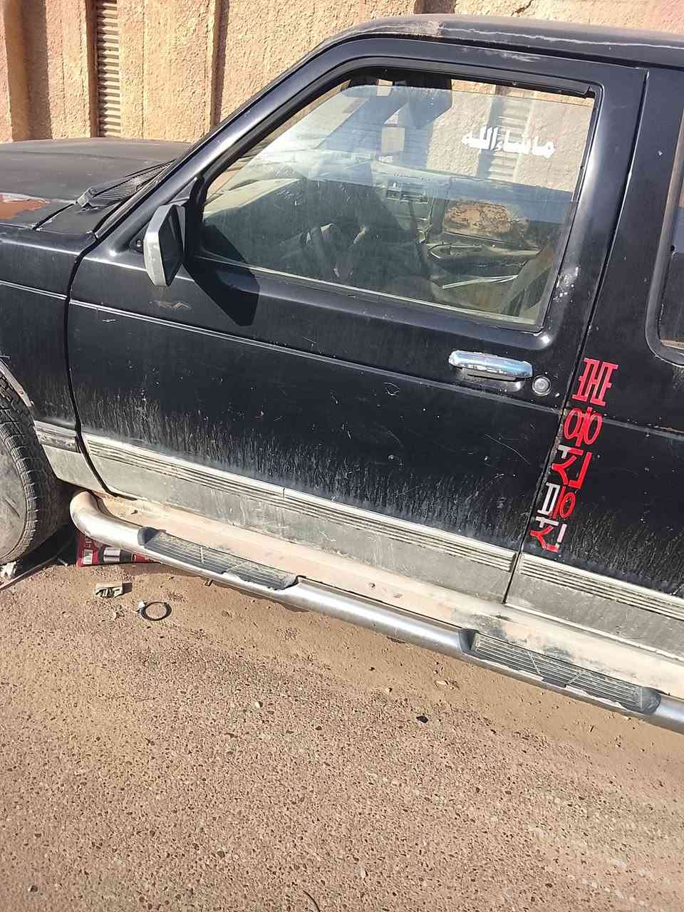 للبيع  سياره جيب موديل 94
محرك وكير veve teمحرك جنون ثنين ونص
تايرات جدد تخم رقم كركوك 
سنويه ورقيه 
رقم ***********
مكان السيارة انبار
لم اجد صاحب السنويه
