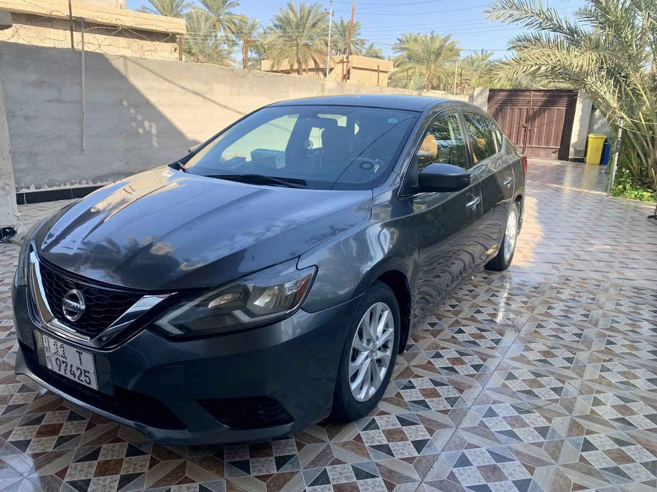 السلام عليكم نيسان سنترا موديل 2019 مواصفات SV رقم بغداد ماشية 90 بيها صبغ جاملغ الامامي ونص البنيد فقط ، كير ومحرك كفالة ، مكانها ديالى المقدادية السعر 115 
***********
