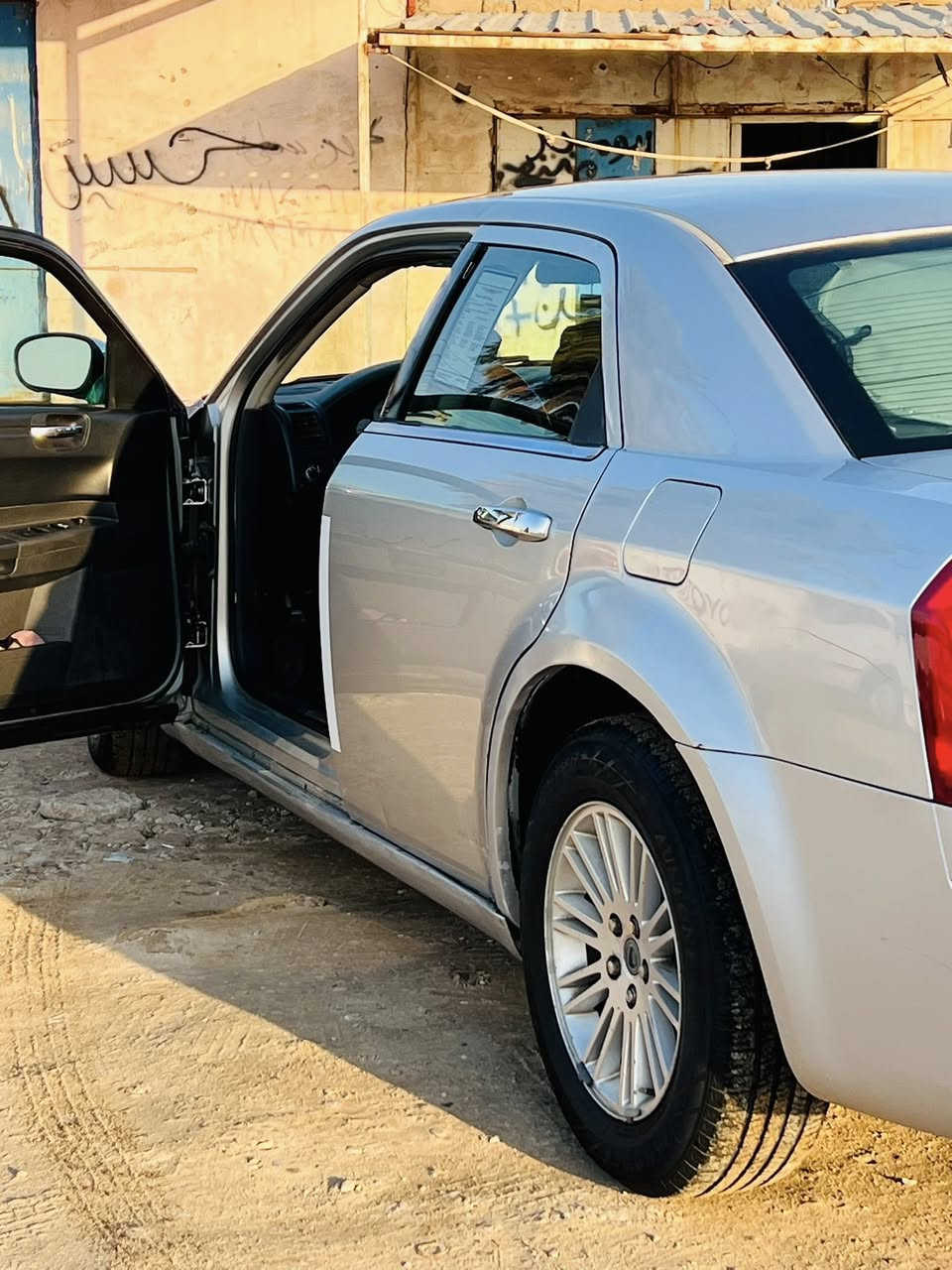 اوبامه البيع مكفوله كفاله عامه 
بيه صبغ جاملغ وبنيد فقط بدون ضربه اثر جراد 
سياره جاهزه حداده تايرات تبريد تدفه كله جاهز 
ب اسمي تريد وكاله او تحويل 
سنويه 2027.      المكان البصره القرنه ناحيت الثغر 
شراي يتصل عل رقم ***********
