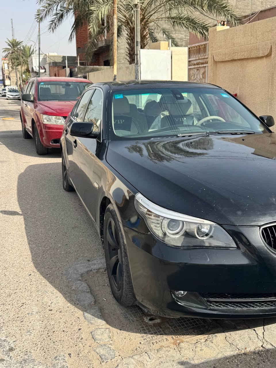 BMW E60(2008) N52 (6سلندر)
فتحه 
بصمه
مقاعد جلد
تحكم مقاعد وحفض وضعيات
تدفئه مقاعد 
كير كوبرا سبورت وعادي واوتو
السياره مصبوغه حزام ويراد ينعاد صبغ الجاملغ الخلفي موضح بلصوره هوه هذا حادثها من امريكا
لايت عالي زينون
بيها نواقص بسيطه 
لسعر 108 وبيها مجال بسيط  بيع فقط
*********** الرمادي, الأنبار
