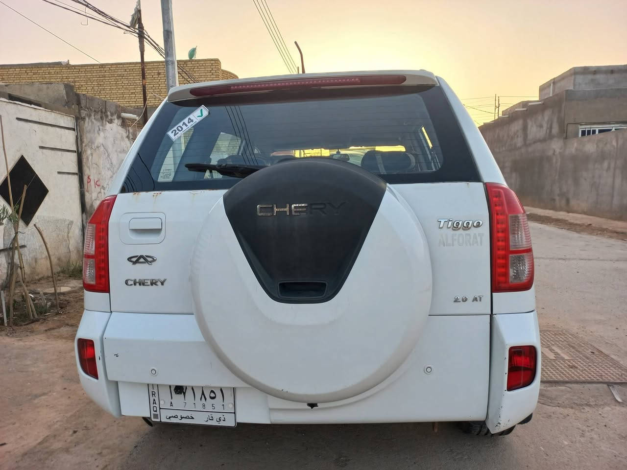 تيكو للبيع موديل ٢٠١٤ 
محرك ٢٠٠٠  وكير ميكانيكي المرغوب تبريد تخم تاير جديد حدادية جديدة لايت زنون شاشة كامرة خلفية دواخل جديدة السيارة مكفولة ماعدا خياسات بسيطة سونار موجود مع الصور

رقم ذي قار مداور ثاني يوم علما أن السنوية ساقطة 

سعر السيارة ٦٥ ورقة وبيها مجال 

مكان السيارة ذي قار-قضاء الدواية

للإستفسار  ***********
