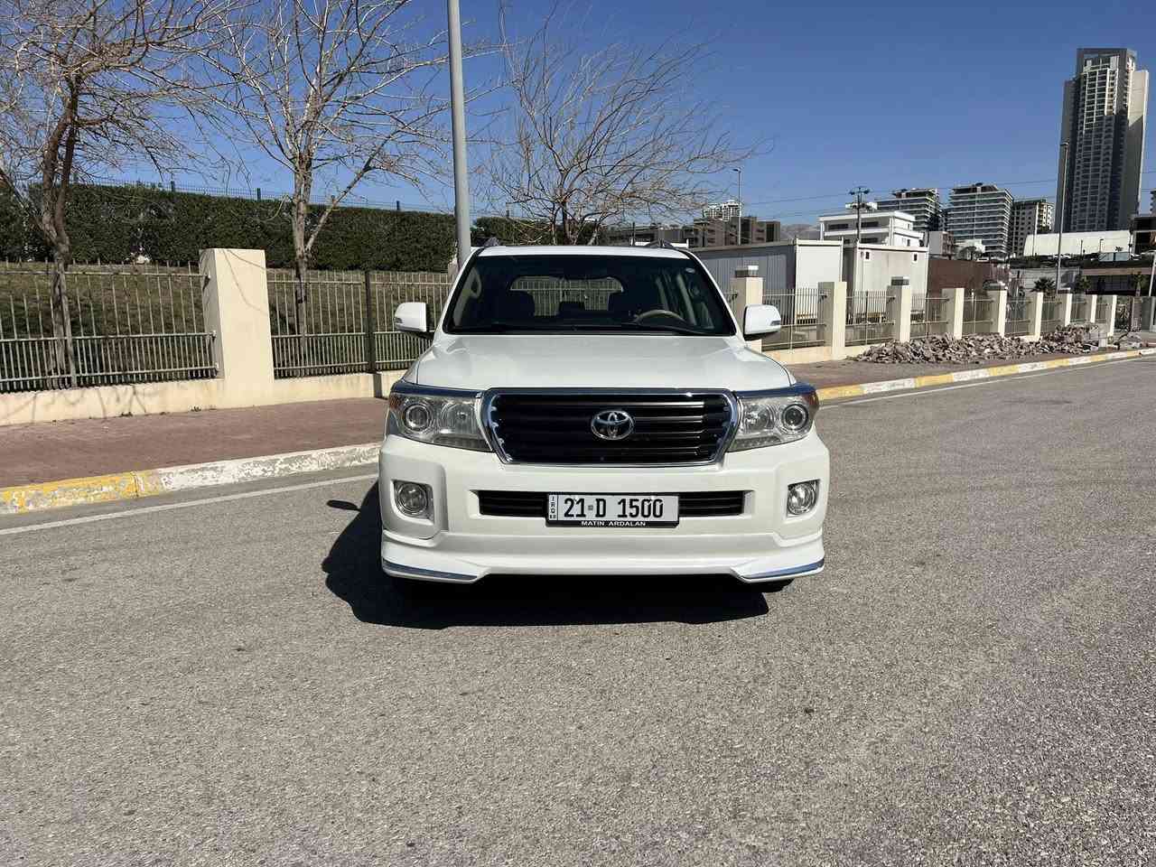 السلام وعليكم للبيع لاندكروزر 2011GXR
6سليندر محرك مامفتوح
تخم تايرات جديده
سنويه وارقام. جديده
بدون صبغ
10سم تعديل بارد بسيط جدا 
ماشيه 228
السعر315$سعر جدا مناسب
مكانها السليمانية للاستفسار فقط اتصال ☎️ 
￼***********
