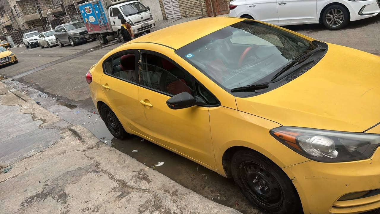 كيا فورتي موديل 2016
حادث خلفي السونار مرفق بالمنشور 
100وبيه مجال 
المكان بغداد الجديدة 
***********
