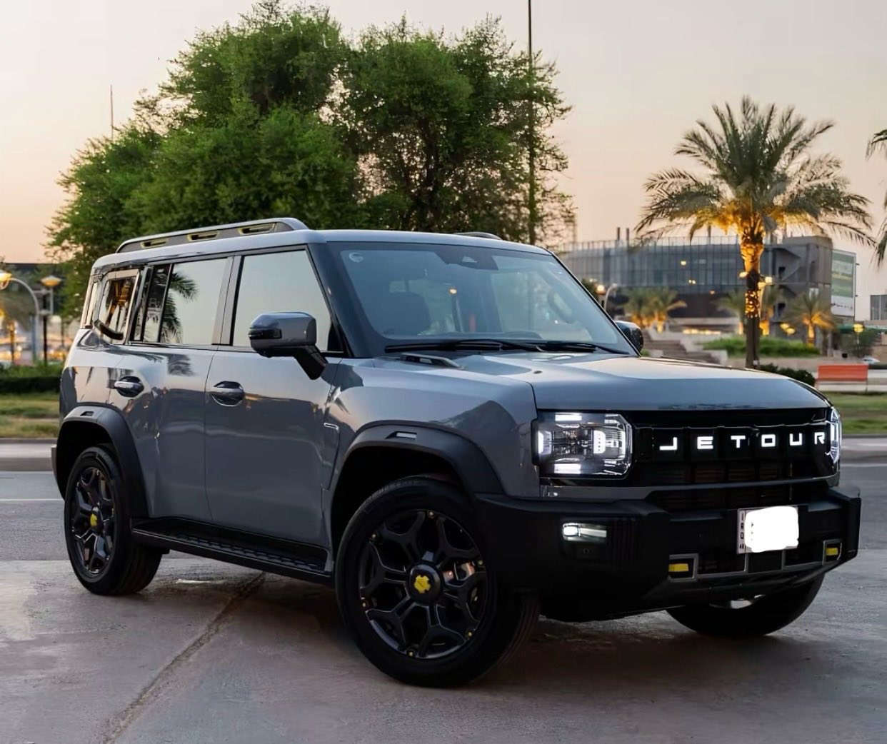 جيتور T2
الموديل: 2025 (هارلم)
مكفوله من ضربه وبارد
على وضع شركه

العداد: 21 الف كم 

رقمها اربيل تحويل او وكاله  مباشر بسمي

المحرك: 4 أسطوانات L 2.0 تيربو 254 حصان 

عزم الدوران (نيوتن-م): 390

ناقل الحركة: اوتوماتيكي دبل كلاتش من 7 سرعات

نظام الدفع: نظام دفع رباعي متطور 

الضمان الأساسي: 6 سنوات وعداد كيلومترات مفتوح

ضمان المحرك: 10 سنوات او 1،000،000 

بعدها داخل الضمان و الصيانة كلها داخل الشركة 

السياره فول مواصفات على اخير 

مكانها بغداد العطيفيه
استفسار :
***********
