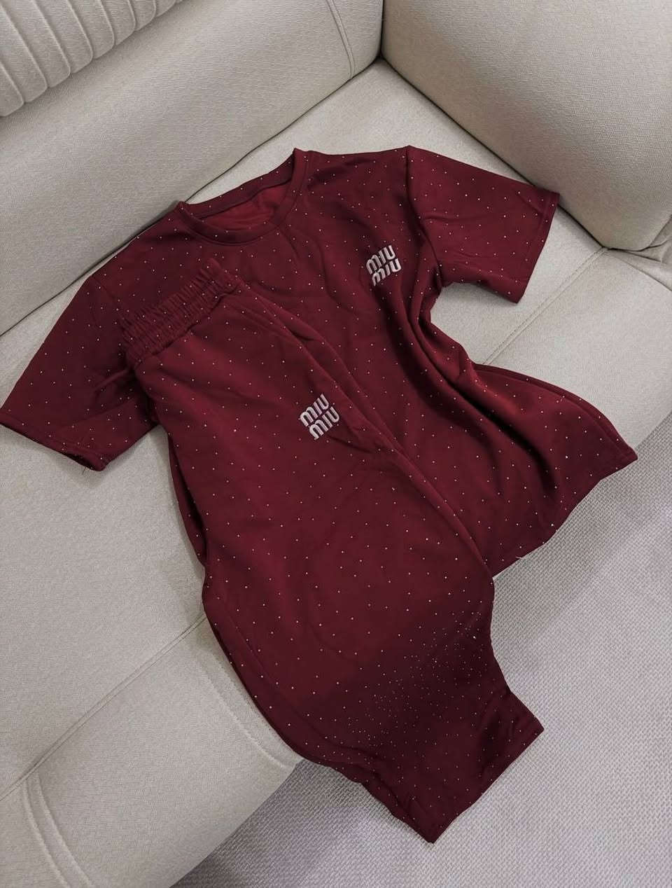 #جمله
اقل طلب نص درزن 
باقي موديلات داخل قناة التلي ↘️
https://t.me/acferthgdii


**إذا كنت صاحب هذا الإعلان وتريد حذفه لأي سبب، رجاءا أرسل رسالة إلى الدعم الفني**