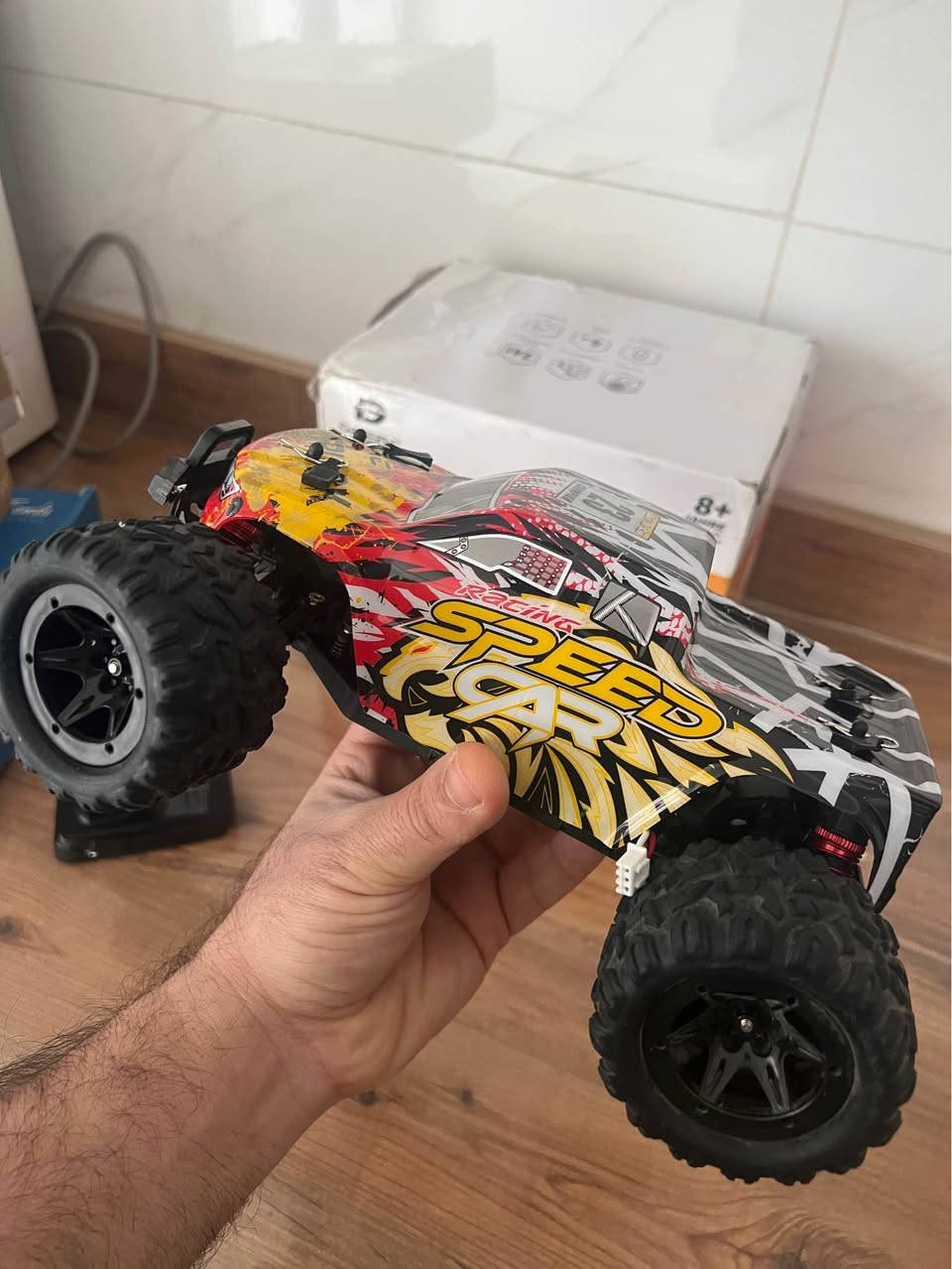 Rc Car 1:18 brush
سەیارەی کۆنترۆل قیاسی ١:١٨
خێرای ٤٠ کم  کاتژمێر
کامل ئەشیا 
دوری کۆنترۆل ١٠٠ مەتر
نرخی 39 هەزار.گەیاندنی هەیە رانية, السليمانية


**إذا كنت صاحب هذا الإعلان وتريد حذفه لأي سبب، رجاءا أرسل رسالة إلى الدعم الفني**