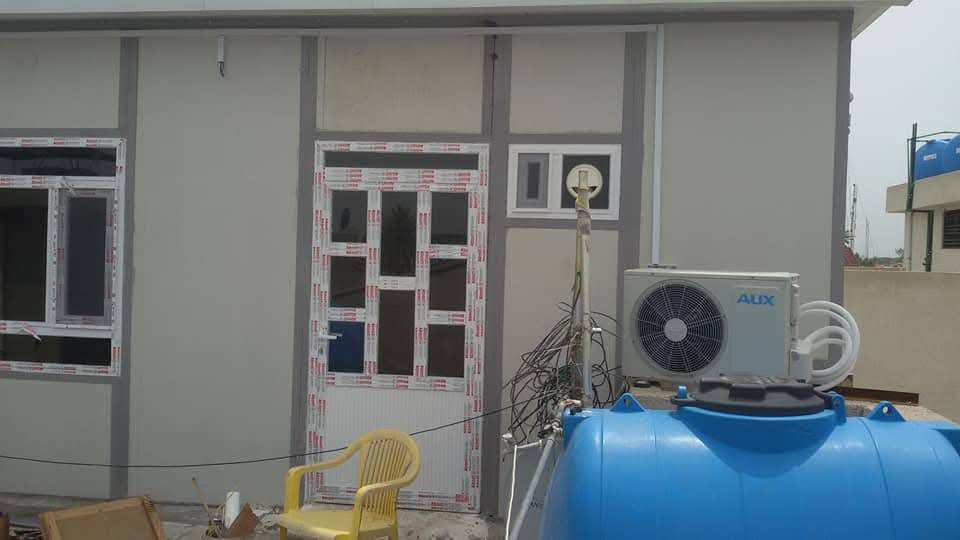 السلام عليكم اعمال حدادة عامة
.ابواب شبابيك سندويج بنل  ***********
