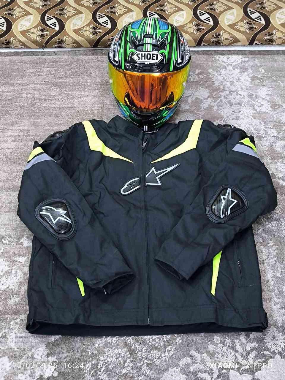 السلام عليكم قمصله البينه ستار 
قياس 3XL 
سعر قمصله ٧٠ الف
خوذه SHOEI قياس M
سعر الخوذه ١٦٠ الف


**إذا كنت صاحب هذا الإعلان وتريد حذفه لأي سبب، رجاءا أرسل رسالة إلى الدعم الفني**