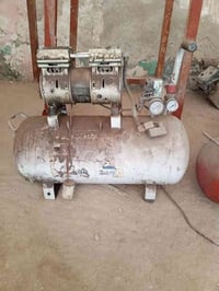 كنبريسر مع بطل شغال البيع ١٠٠ وبيهن مجال ٠٧٨٠٠٣٩٨٩١٥