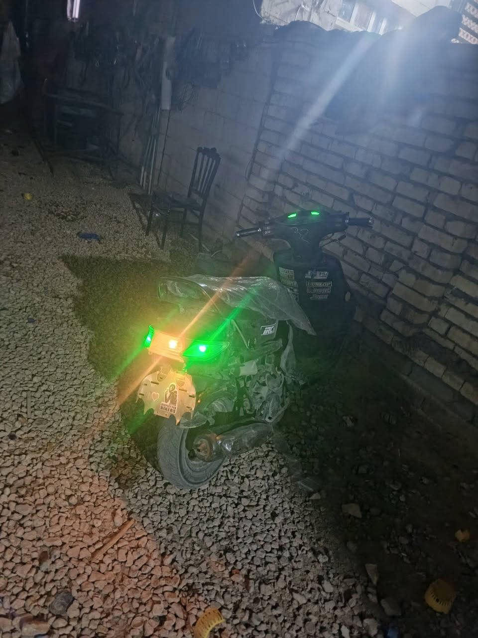 سلام عليكم دراجه لبيع
محرك مامفتوح دراجه جديده وخير من الله 
تواصل عل رقم ماكو خاص ***********
