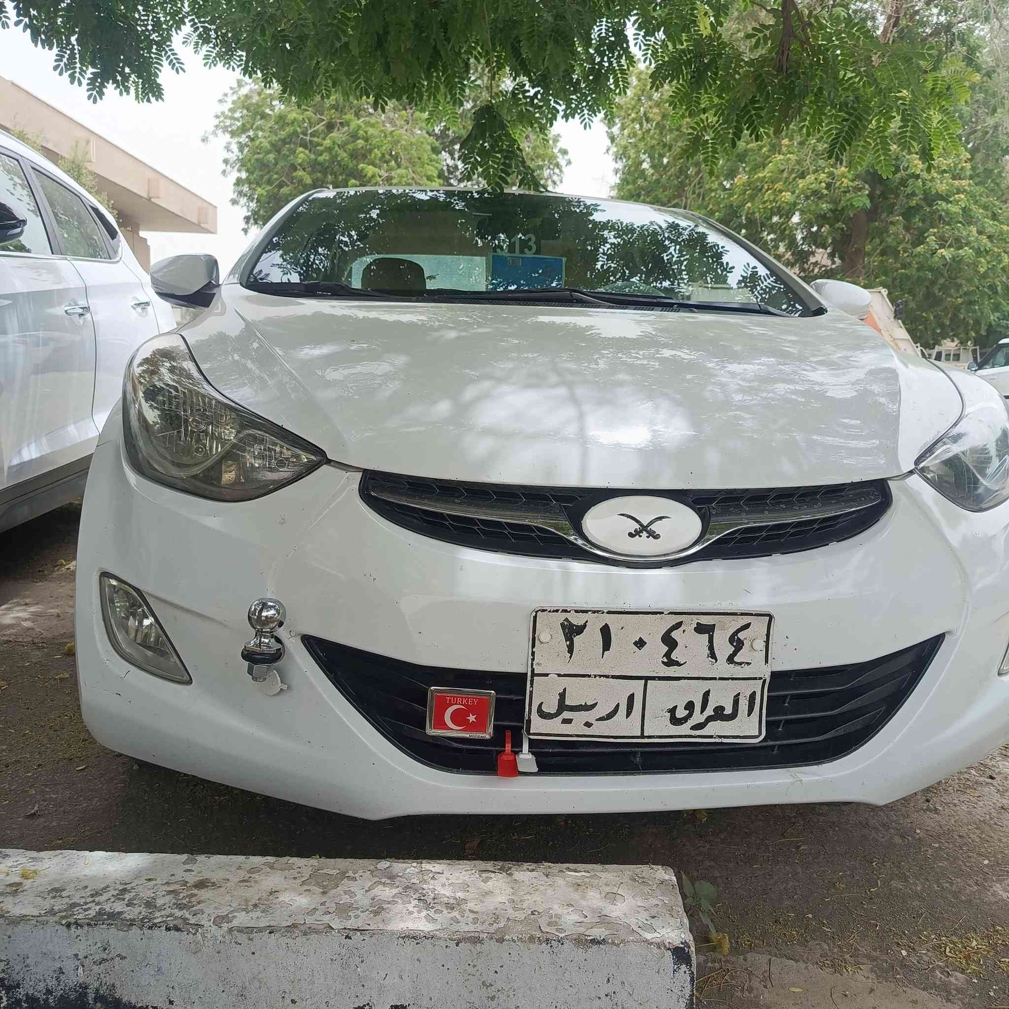 النترا 11 خليجي 1800 اربيل بأسمي سنويه جديده رقم جديد محرك كير خير من الله السياره حادثها جوه قبق البنزين بس والباقي كفاله عارضها 110 وبيها مجال كلش بسيط العنوان ابراهيم ابن علي ع طريق الشعله 
***********
