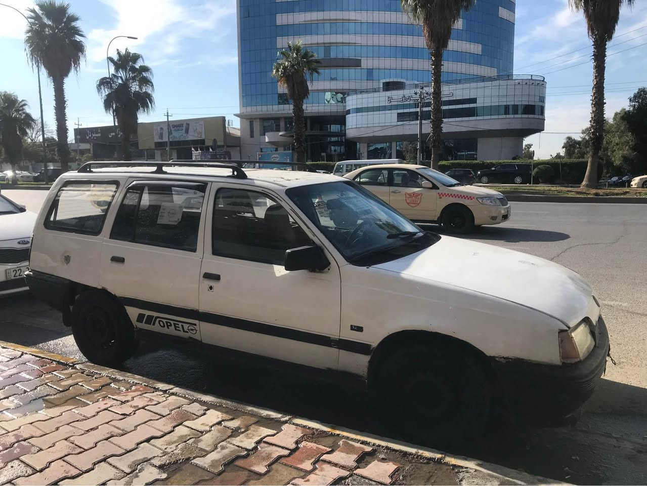 Opll kadet 1991 
گير و مه كينه به شه رت ريك ئاگره له جاده ى ماشاءالله زؤر زؤر به قؤته ارم پلاستيك سليمانى به شه رتى مرور و مه فره زه هه يكه ل و داخيلي ريك شه ريكه يه زؤر خاوينه بي سبوغ و دعم و ليدران دژه به نزين و فيته ر سعرى يه ك مانتؤر ته نها (١٤$) و كه ميك مه جال فرؤشتني خيرايه هى ئه و سعرانه نييه له هه وليرم (***********) أربيل, العراق
