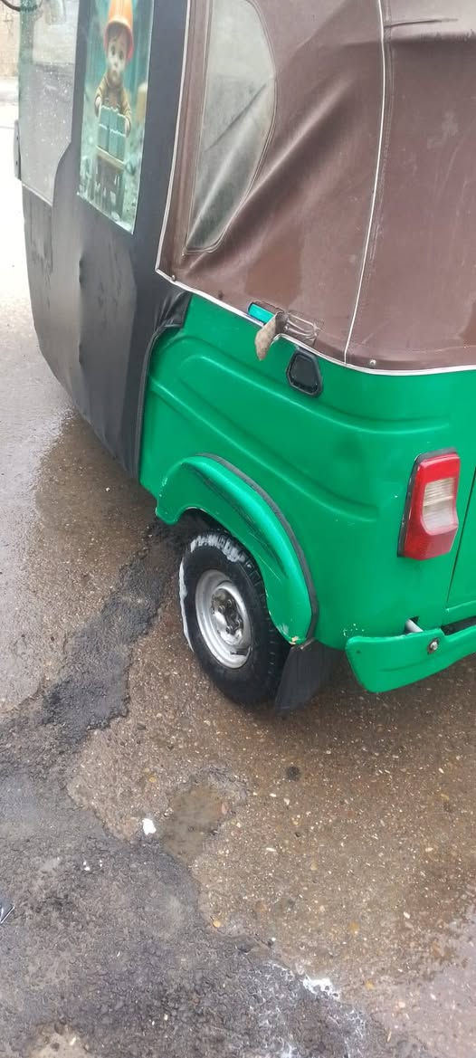 سلام عليكم شباب تكتك البيع رقم وسنويه واحد وعشرين تكتك خير من الله مكاني العماري المعامل مكينه كيمه ***********
