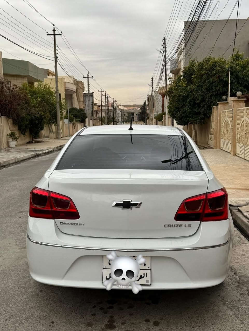 السلام عليكم
شوفرليت كروز 2017 للبيع 

خليجي 

محرك 1800 دوش بدون تيربو 

رقم اربيل تحويل وكالة بشرط 

سياره جاهزه من كل نواحي محرك وكير بشرط 

مواصفات سياره نص فول تحكمات ستيرين جهتين كروز سرعه 

طخم تايرات جديد باتري جديد طخم حداديه كلو جديد بشرط تصعد بيها ماتحس بطسه 

سياره جديده بمعنى الكلمه 

السعر 100 وبيها مجال غرامه 5 ورقات تنزل من سعر والشراي بي خير ويدلل

رقم الهاتف ***********
