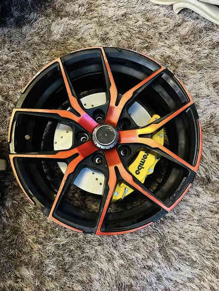 السلام عليكم 
ويلات قياس 16 اصليات حاوية نقشات حلوة مميزة يرهمن عل كورلا هايبرد وعل كوري بصورة عامة
سعر الفيلي 375 الف 
الاحمر 350 الف 
بغداد مجمع مشن تقاطع زيوت معرض الصفار يتوفر توصيل 
للاستفسار واتس اب ***********
