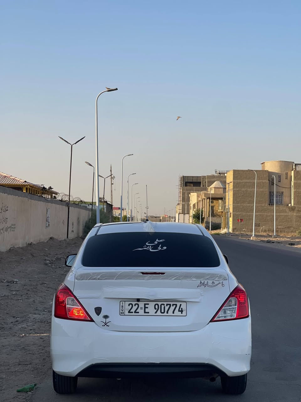 للبيع نيسان صني هندي بليته زركه مديل ٢٤ رقم اربيل الجديد سنويه تنتهي ب ٢٠٢٩ بيه جاملغ مصبوغ اثر طخه وبارد قليل بالباب الوره فقط باقي سياره كفاله شاشه كامره يوتيوب كشافات زنون عالي و ناصي تخم تاير مكينه كير حداده سياره جاهزه ع الاخير السعر ١١٦ و بيه مجال قليل مكاني البصره ابو الخصيب رقمي ***********.
