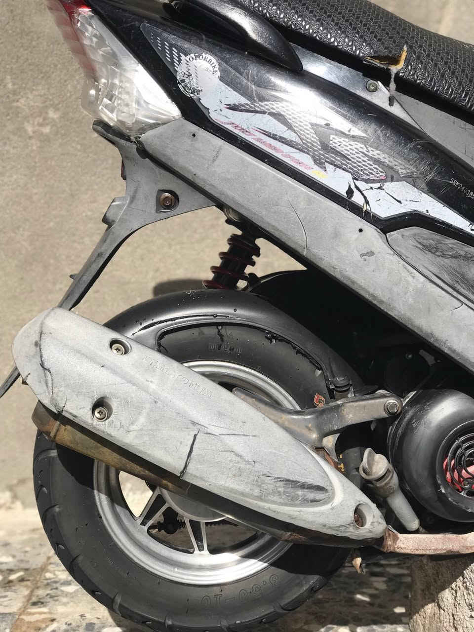 سلام عليكم العندة GTR مراوس يدخل خاص


**إذا كنت صاحب هذا الإعلان وتريد حذفه لأي سبب، رجاءا أرسل رسالة إلى الدعم الفني**