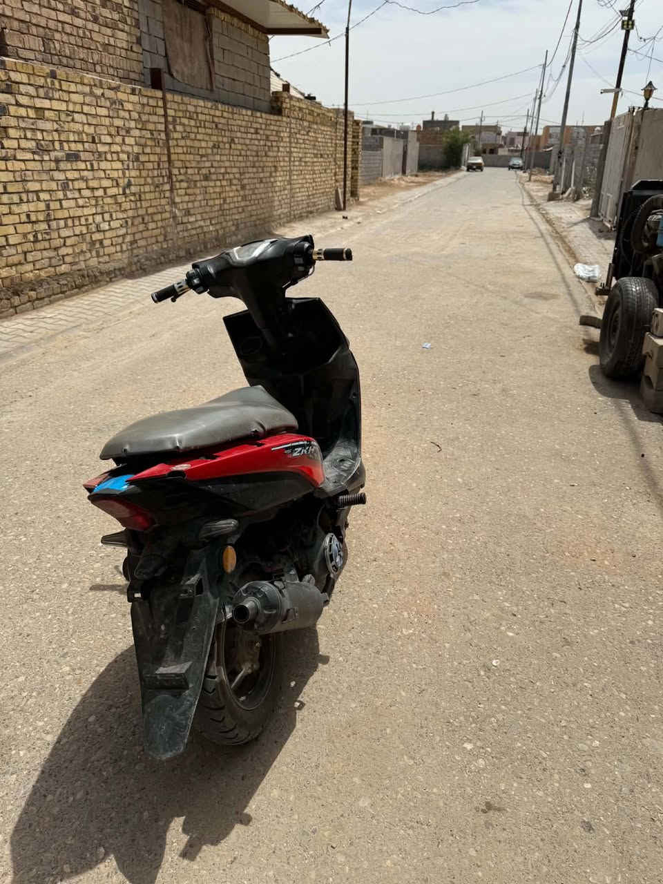 السلام عليكم
دراجه للبيع (اذا مو شراي لاتراسل)
دراجه كلشي ماعوزهه 
شلعه ومعدل يشكن الكاع ✈️
مكينه 55بلاد ✈️
صالنصه FMبلاد
قبق فلاوين بلاد 
وياله رياضي بلاد 
كهربائيات كلهه شغاله 
سعر 350 وبيهه مجال للشراي 
الرقم (***********)
