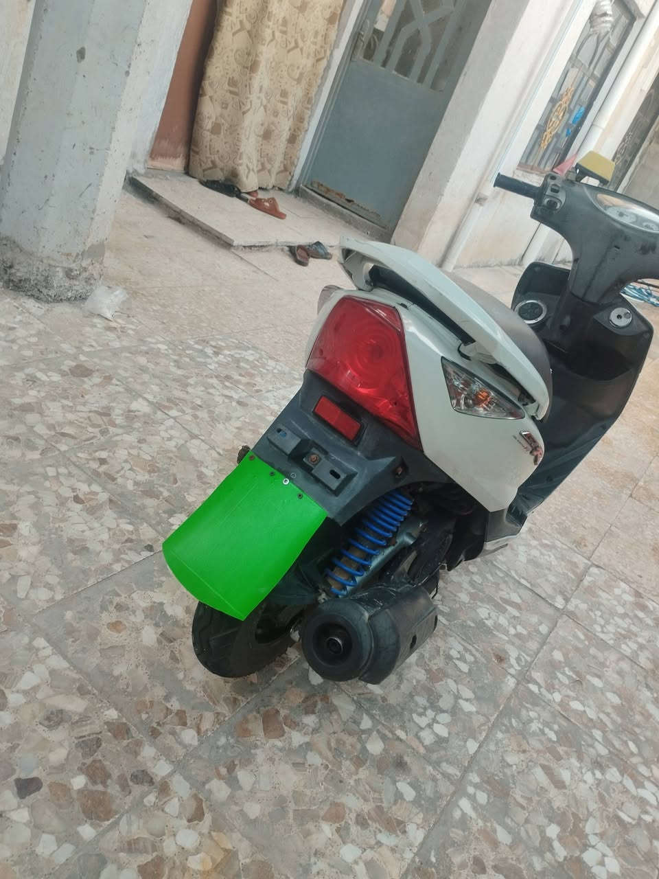 دراجه ياباتي ثعلبه 120 مال حاويات
الدراجه كايمه وامجفته  كلشي بيهه شغال دراجه نضيفه او حلوه
ابيع او مراوس اب أيراني گلك اصولي عادي
السعر 300


**إذا كنت صاحب هذا الإعلان وتريد حذفه لأي سبب، رجاءا أرسل رسالة إلى الدعم الفني**