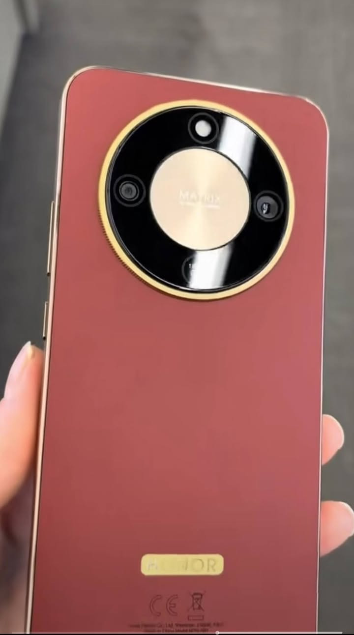 سلام عليكم موبايل البيع صارلي سبوعين من خذته بعد بكارتونه البيع مستلزماته وياه


**إذا كنت صاحب هذا الإعلان وتريد حذفه لأي سبب، رجاءا أرسل رسالة إلى الدعم الفني**