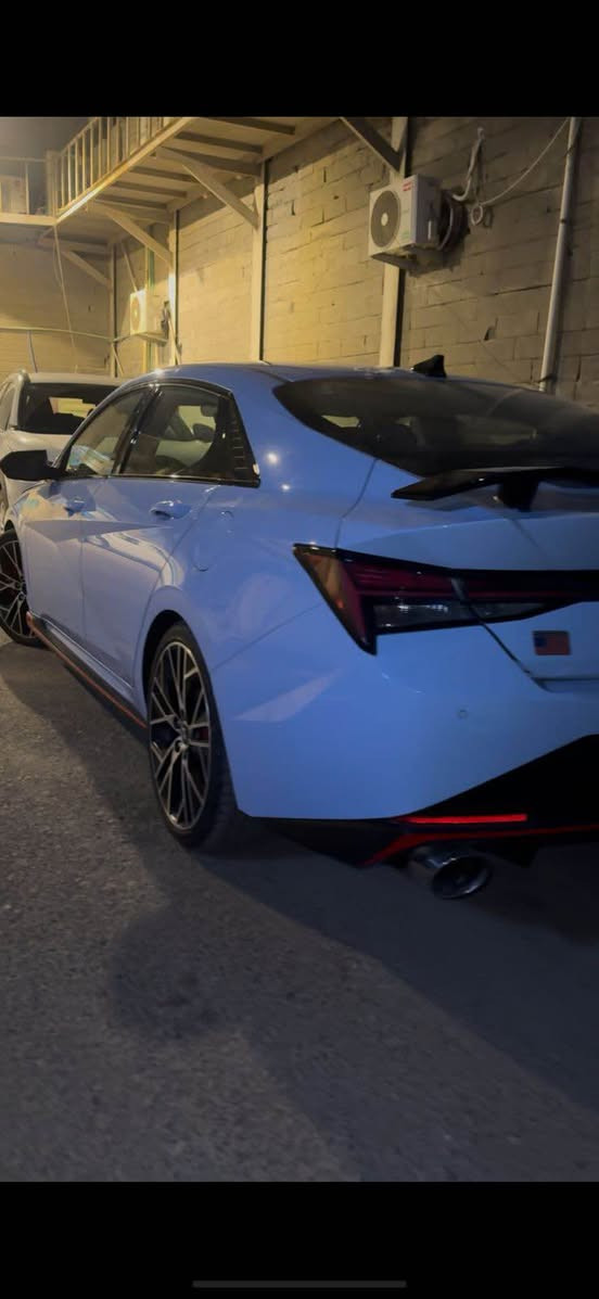 هونداي موديل 2023
فئه N الرياضيه 
فول مواصفات السياره حلوه كلش 
مكينه 2000 تيربو
لون ازرق فاتح
السياره مرقمه باسمي
الحادث جاملغ الأمامي وشوي من البنيد مثل ماواضح بالصور
عنوان البصره
سعر 190 ورقه وبيه مجال بسيط 
*********** البصرة, العراق
