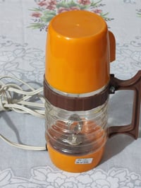 غلاية سيارة • ١٢فولت • جديدة