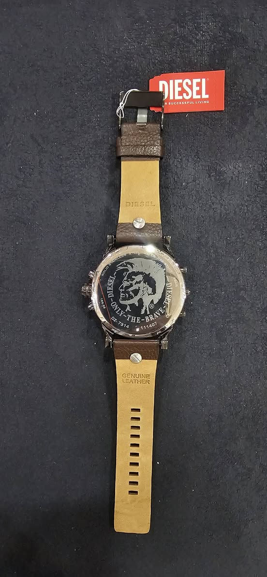 ساعة ديزل


**إذا كنت صاحب هذا الإعلان وتريد حذفه لأي سبب، رجاءا أرسل رسالة إلى الدعم الفني**