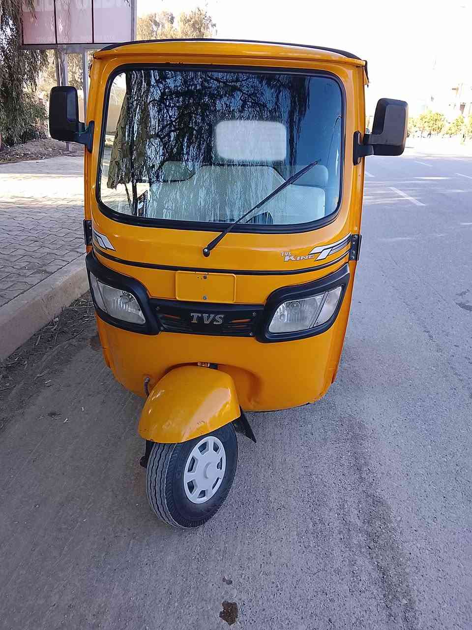 سلام عليكم تكتك البيع موديل 2021  رقم نكليزي ديالى مكان ديالى الخالص هاذة رقمي. ***********
