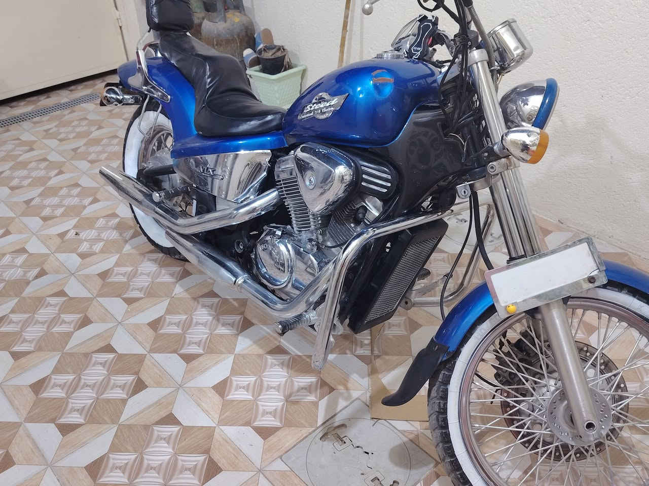 ســـلام عليــك شباب دراجة Hyundai Stud 400 لبيـــع 

محرك كير مكفول

 شلعتها خير من الله بطناش عل ثاني 

 دهنتها امزول  

 لون مميز💙

 كاملة من جميع نواحي نقصها بس اشاير 

 بيها رصعة بل تانكي بسيطة

 مكاني /ديالى قرب سيطرة الغالبية

 ما بيها أوراق فقط مكتبة 

مستعجل عل بيعتها  تحياتي 🫡


**إذا كنت صاحب هذا الإعلان وتريد حذفه لأي سبب، رجاءا أرسل رسالة إلى الدعم الفني**