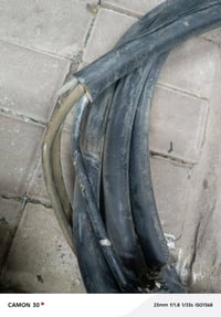 كيبل للبيع نظيف اربعه خطوط طوله 10 متر مكان بغداد الامين الثانيه متواج...