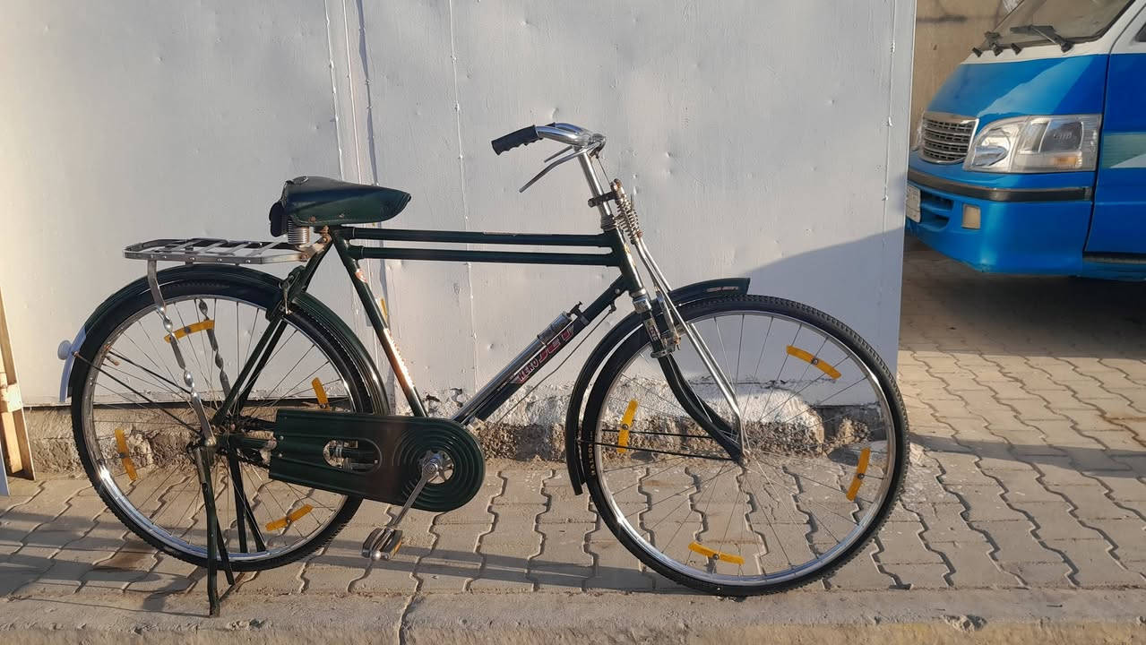 بايسكل هيرو حجم 28 نظيف كلش حلو بلادي. بريكات شغاله قفل شغال سيبايات تتحمل وزن ثقيل كل شي ما مبدل بيه بعده على البلاد مستخدم شيء بسيط العنوان جسر ديالى الرياض حارث الدراجات الهوائيه السعر 75 قفل. ***********
