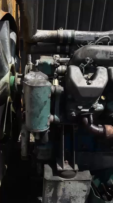 السلام عليكم 
مولد للبيع 
سكانيا V 8 سلندر كاطعه كرنك
توليد 350 كيفي بلادي ما مفتوح
شاصي عالي 45 ورقة 
***********
