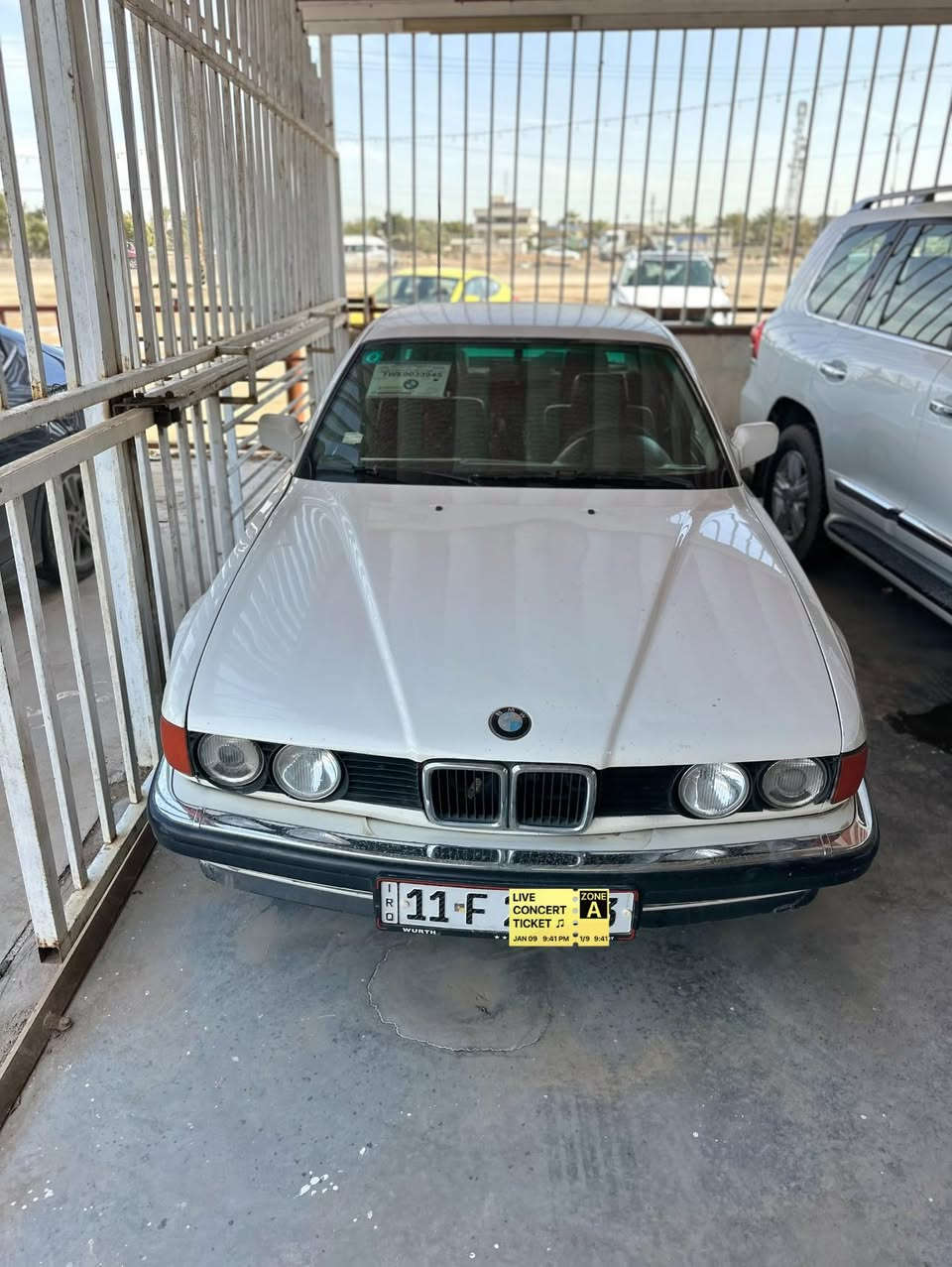 ‏سلام عليكم للبيع موديل 90 كفالة من الصبغ العنوان بغداد محمودية أي استفسار على هذا الرقم***********(***********) السعر 67 وبيها مجال رقم بغداد الجديد
