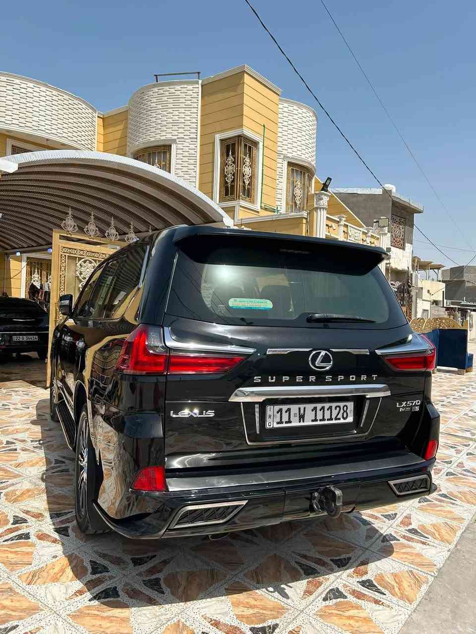 لكزاز مديل 2019 مغلفه نانو مكفوله سياره وسياره ما نقصها أي شي ورقم مميز وسياره ابسمنه وسياره مكانها بصره  ماشيه سياره 15 ألف. سياره سعرها 7 وبيها مجال 
أو مرواس بس حسب القناعه
***********
