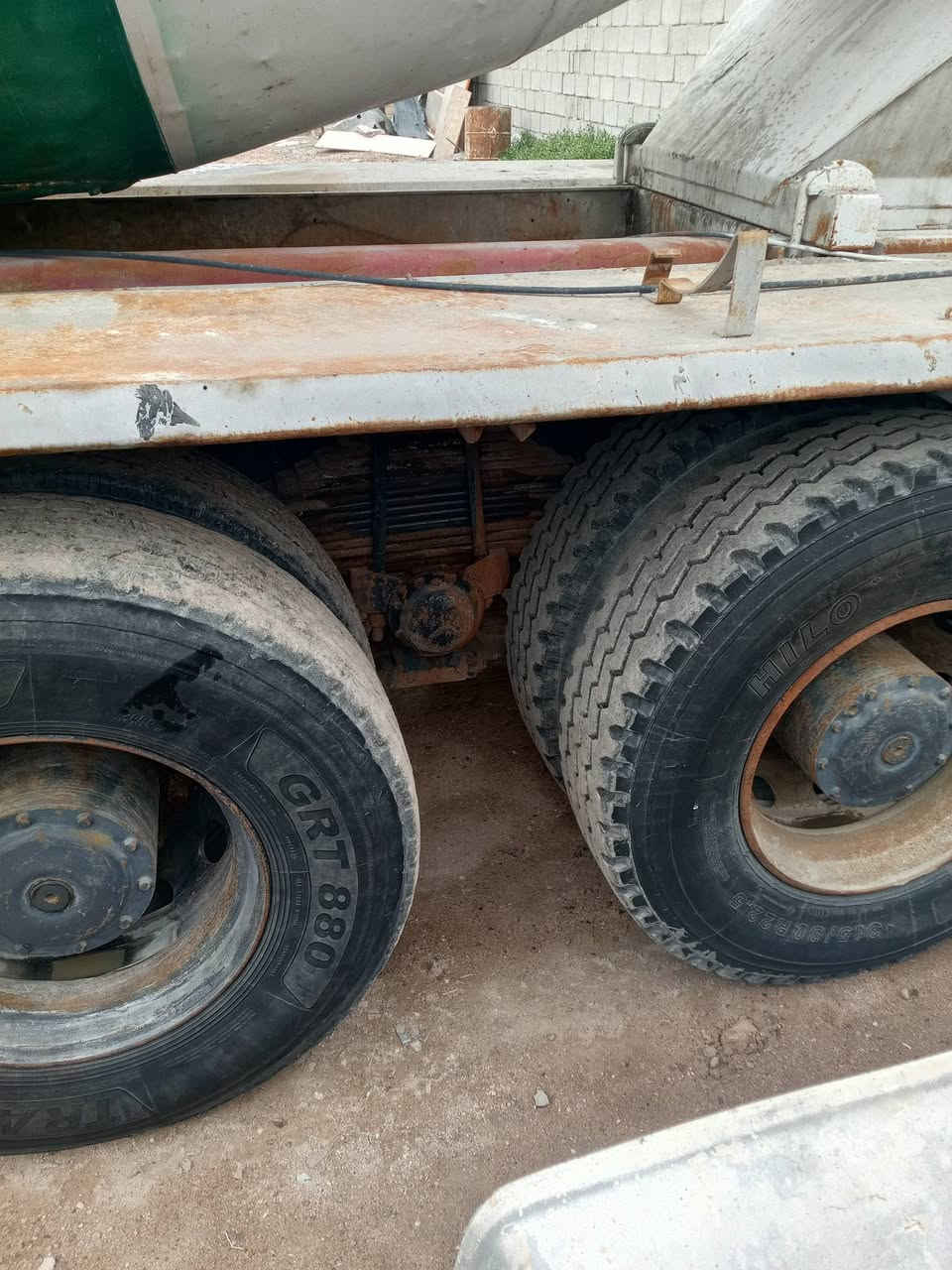 البي فرنسي موديل 94 سكس خباطه شغاله جاهزه رقم بصره تحويل سنويه منتهيه مكينه كير جدد مكينه 8 محسن كير 6 قليج تخم تاير دواخل حلوه سياره جاهزه للعمل 
مكان البصره السعر 135 وبيه مجال ***********
