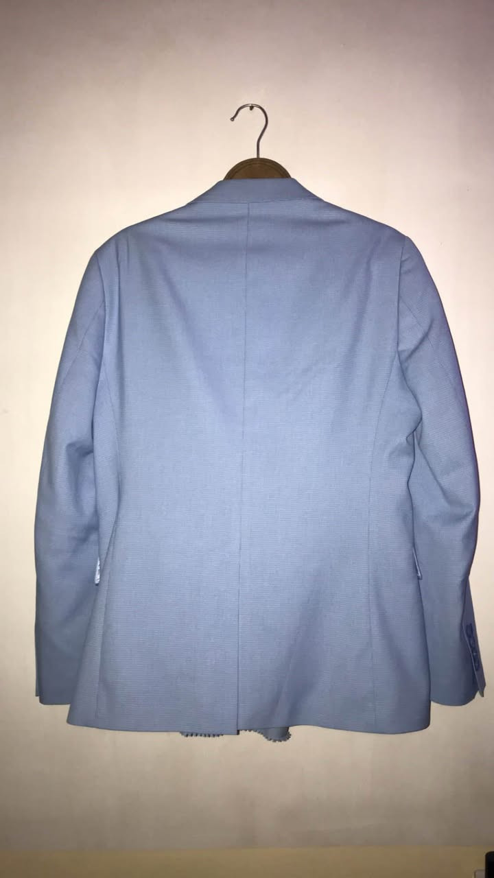 ‎قاتی مارکەی ڕۆمای ئیتاڵی Roma

‎لە ٢ پارچە پێک هاتوە(پانتۆڵ،چاکەت)

‎قوماشێکی سافی کوالێی بەرزی هەیە و لە ناوخۆی ئیتاڵیا کڕاوە

‎سێ گیرفانی هەیە

‎گیرفانێکی دیکەی هەیە لای یەخەکەیدا

‎گرەنتی مانگێکی لەگەڵدایە

‎نرخی (70)هەزارە🔒

‎هەموو قیاسێک بەردەستە

‎گەیاندن هەیە بۆ هەموو شار و شارۆچکەیەک🚚🚘📦
‎گەیاندن بۆ ناو سلێمانی ٣٠٠٠
‎گەیاندن بۆ شارەکانی کوردستان ٤٥٠٠
‎گەیاندن بۆ بەغداد ٦٠٠٠
‎گەیاندن بۆ شارەکانی ئێراق ٨٠٠٠ السليمانية, العراق


**إذا كنت صاحب هذا الإعلان وتريد حذفه لأي سبب، رجاءا أرسل رسالة إلى الدعم الفني**