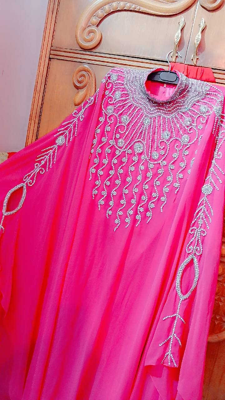 سلام عليكم كلمن و سعرة ورخيصات والله نضيفات


**إذا كنت صاحب هذا الإعلان وتريد حذفه لأي سبب، رجاءا أرسل رسالة إلى الدعم الفني**