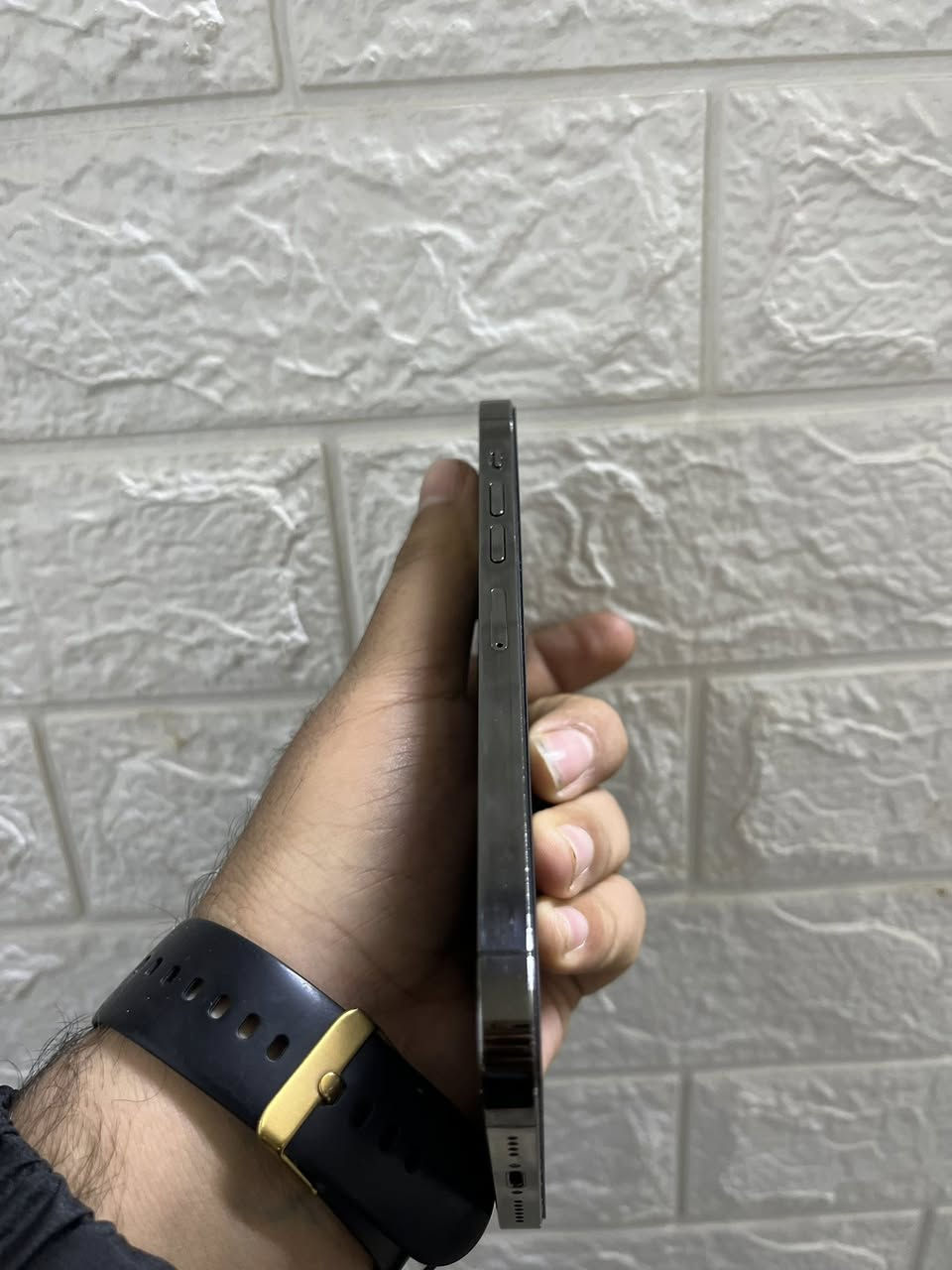 سلام عليكم ايفون 13 برو ماكس
ذاكرة/512
بطاريه /96 
جهاز كله بلادي شرط مامفتوح فقط ضهر مفطور 
للبيع او مراوس ويا 14 برو ماكس شراي خابر 
***********
