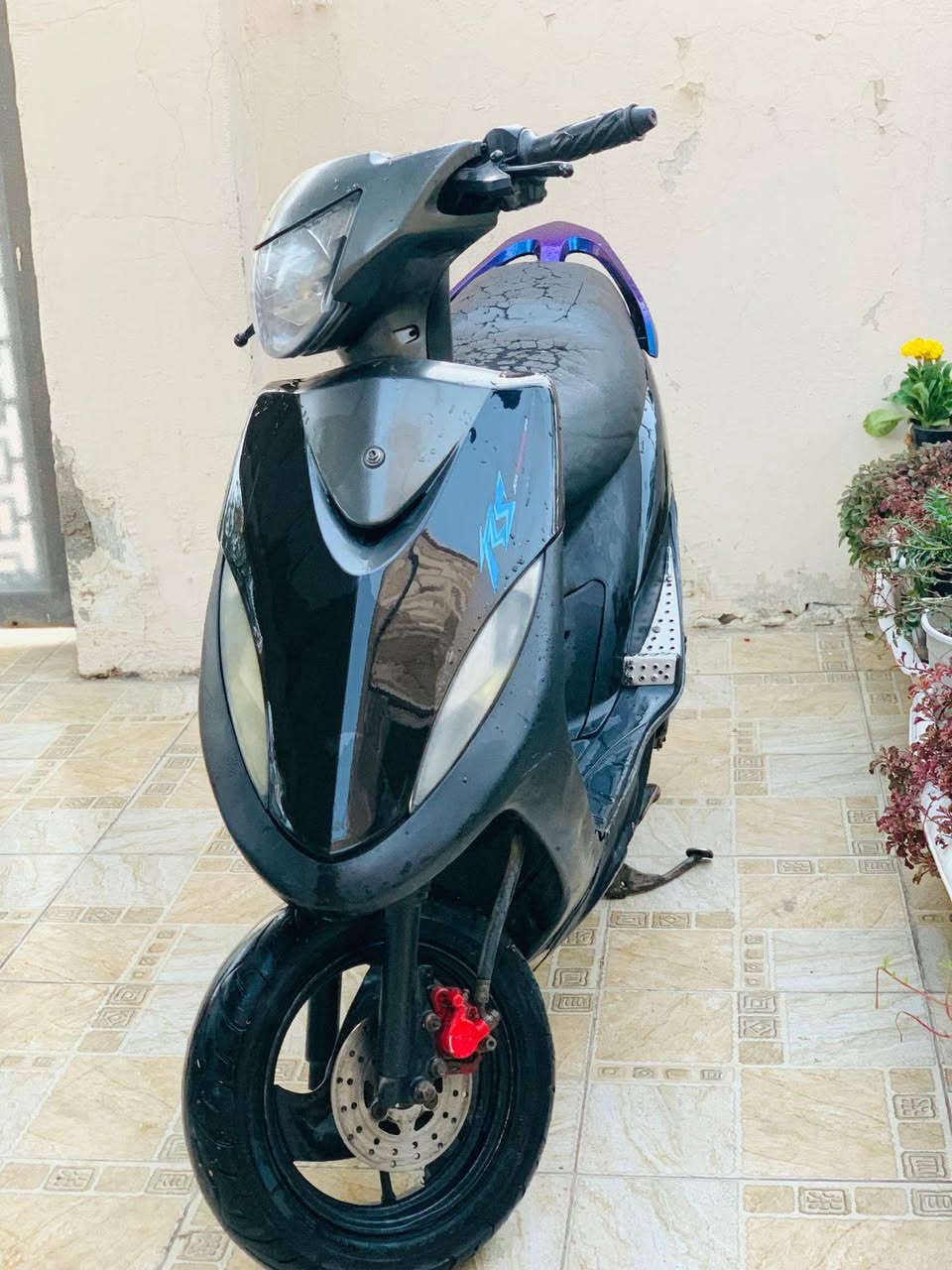 ماكس عدله ياباني 49 بلاد مامفتوحة السعر/450 وبيها مجال عنوان حله مركز المدينة
***********
