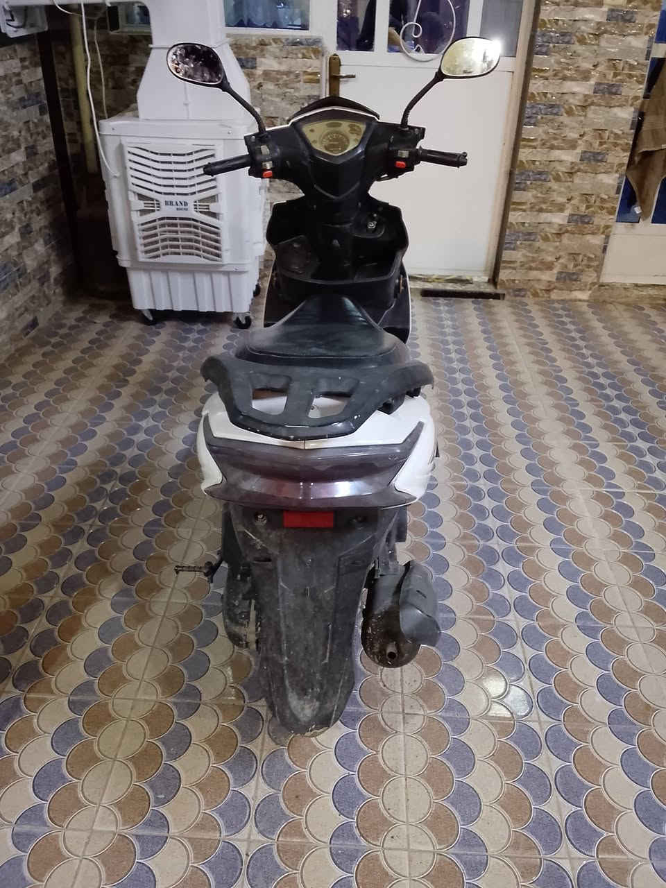 دراجه سكنس للبيع جاهزه دراجه نكره سلف سعره 400وبيها مجال بابل عنواني ***********
