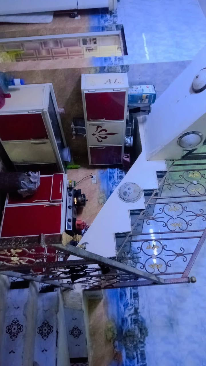 السلام عليكم بيت للبيع 90م بالدسيم بالبدايه قرب اسواق جدو.


**إذا كنت صاحب هذا الإعلان وتريد حذفه لأي سبب، رجاءا أرسل رسالة إلى الدعم الفني**