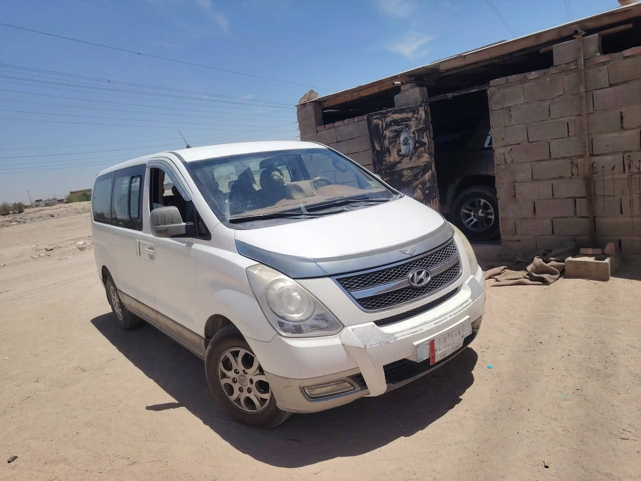 السلام عليكم ستاركس 16 اصل مفتوح  مكفوله كفاله عامه  المحرك كايم  السياره بسمنه الرقم بصره التحويل ثاني يوم مشروع وطني العنوان البصره الزبير  سياره حلوه ومال جناي  رقم الهاتف *********** الشراي يتصل السعر 175 وبيه مجال الشراي
