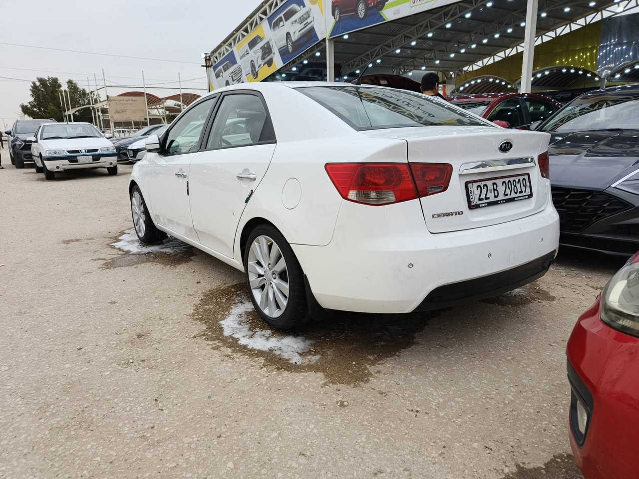 كيه سيراتو موديل 2011 
فول مواصفات واحد على واحد
فتحه سقف 
مري شفط 
اشاير مري 
4دسك حساسات
كروز مثبت سرعه 
تحكم ستيرن جهتين
ويل كب كروم 
يدات نيكل 
كيج حماوه مو كلوب 
مكينه كير حداديه تخم تاير جديد
برغي ما بيه نقص 
ماشيه ٢٠٠ حقيقي 
سياره جديده مال جناي 
رقم اربيل انكليزي بسمي 
هزه جديده سنويه 2031 
تحويل وكاله ثاني يوم
بيه صبغ بنيد وجاملغ 
سعر ١١٣ وبيه مجال 
مكاني نجف للستفسار تصل 
***********
***********
