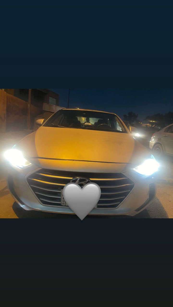 السلام عليكم .
انترا أفانتي 
موديل : 2017 
سيـاره : واحد على واحد ماعده فتحه سقط 
لون : سلفر لحلو
حجم المحرك : 1.6 جي آدي اي اصل
صناعه وموصفات السياره : كوريه
موصفاته :
1 > بكلايت لدات 
2> وليلكاب + اسبير ويلكاب هم
3> كشنات الامامية تدفئه + تبـريد
4>كشنات الخلفيه فقط تدفئه
5>حساسات خلفيـه 
6> تحديد مسار
7> تدفئه ستيرن سايـق 
8> السياره بصمه مو سويـج
9>بيها نضـام سبورت ونضـام اقتصادي صرف بانزين
10> وليكاب حساس من ينزل عندك تاير يقره عندك شكد بي هوه
السياره بيها شغله مهمه الحجـر الأعلى لسياره والاسفل مسروق وتبريد عطلان وسياره مفتوحه مكينه قبل سنتين كاز كيت ومسوي شغل مضبوط فقـط هذني وسياره باسمي تحويـل مباشر سنويتها ساقطه يعني سنويه جديده كبل باسمك 
رقمي الرصيد ***********
رقمي واتساب ***********
