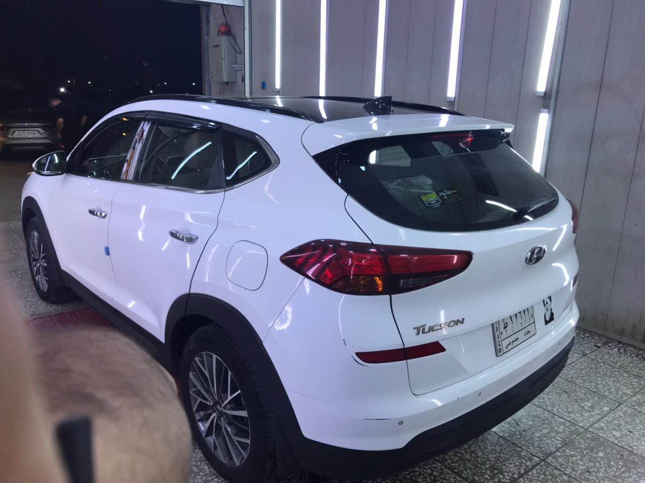 توكسان خليجي 2020 فول  مواصفات بانوراما رقم بغداد
السيارة مچفيه جهة سكن وقماره، ابيع صبغ عام.  
كير محرك كفالة شرط الفحص 
 ماشية 161 الف كيلو
السعر 137 وبيها مجال مكاني بغداد الجديدة 
***********
