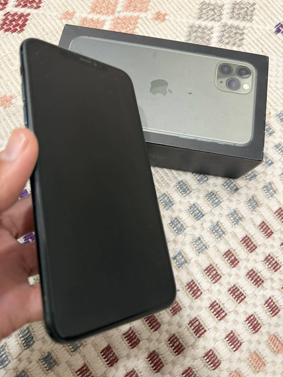 11برو ماكس ذاكرة 256 بطارية 72 السعر 375
التواصل ***********
