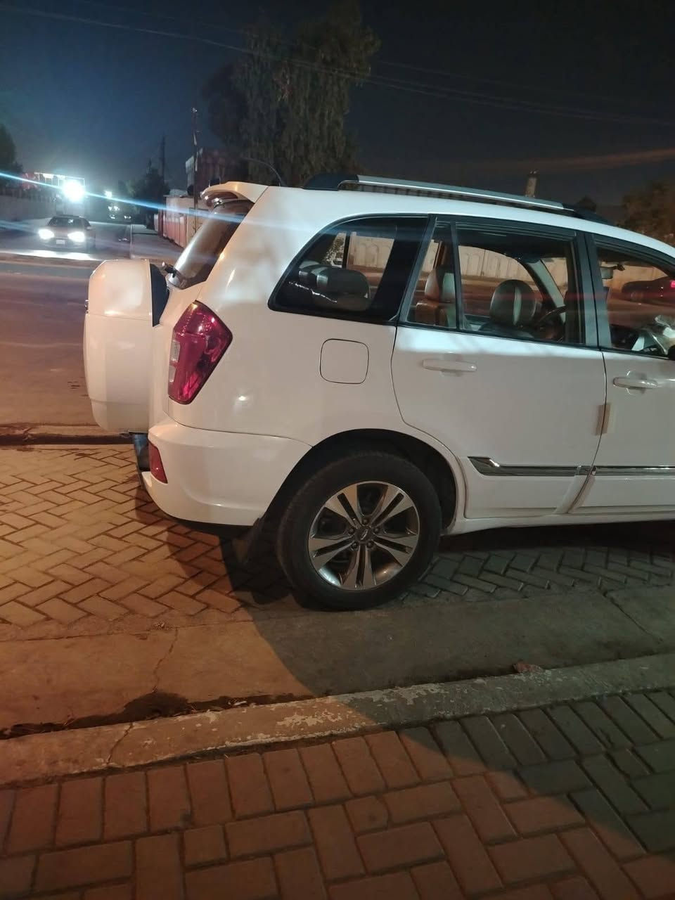 🚗 للبيع شيري تيكو موديل ٢٠١٨ 

📊 المواصفات المعروفة 
✅شاشه 
✅كامره 
✅اشاير بل المري
✅ حساسات
✅ ويل كب
✅ مكفولة من الصبغ ♦
✅ مسويلها ادامه كامله 
👍صدر👍تبريد👍محرك👍 كير👍
✅ سياره جاهزة
♦سنويتها الى ٢٠٢٩ تنتهي
✅ السونار بالمنشور

📍 مكانها بغداد العامريه

 السعر 85
الاتصال على الرقم ***********
الجاد فقط يتصل اخوان والي مايعجبه لايعلق رجاءا
