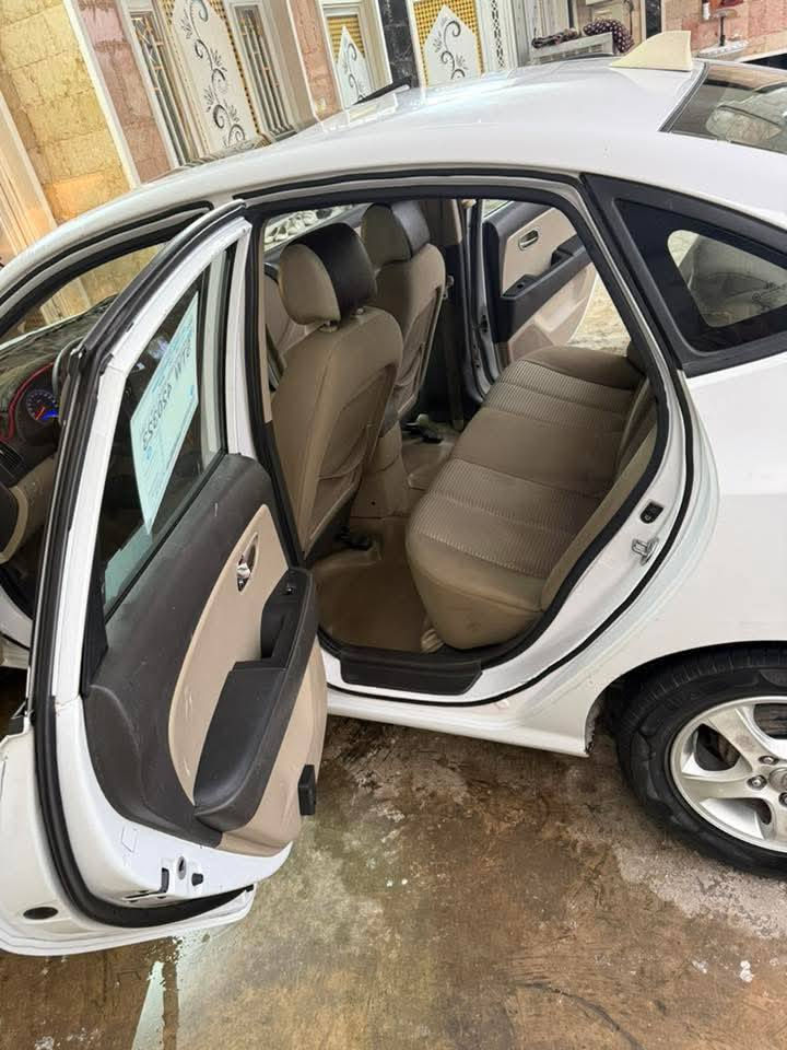 يا الله للبيع سياره النتره موديل ٢٠١١ محرك ٢٠٠٠  محرك وكير مكفولات تتفئه  تبريد   تخم تاير جدد صدر جديد   خير من. الله العنوان ديالي الخالص السود  سعر(٩٥) وبيه مجال  
الرقم *********** اسيه ***********
