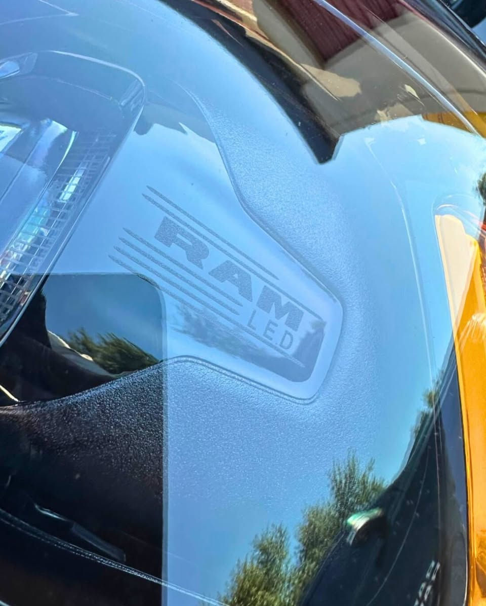 2019–2024 Ram Limited 2500 Complete Front Clip
Excellent condition.

Includes:
Hood, bumper, grill, headlights, fenders, radiators/intercooler, airboxes, liners, core support.

Fits 5th Gen Ram 2500/3500. Ready to install.


**إذا كنت صاحب هذا الإعلان وتريد حذفه لأي سبب، رجاءا أرسل رسالة إلى الدعم الفني**